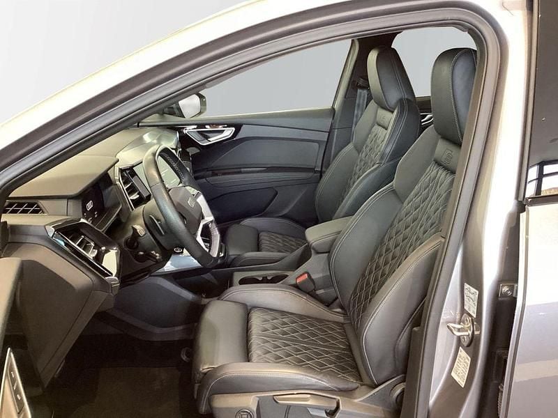 Gebraucht Audi Q4 e-tron S-Line 150 kW (204 PS) 2022 Taifungrau metallic SUV