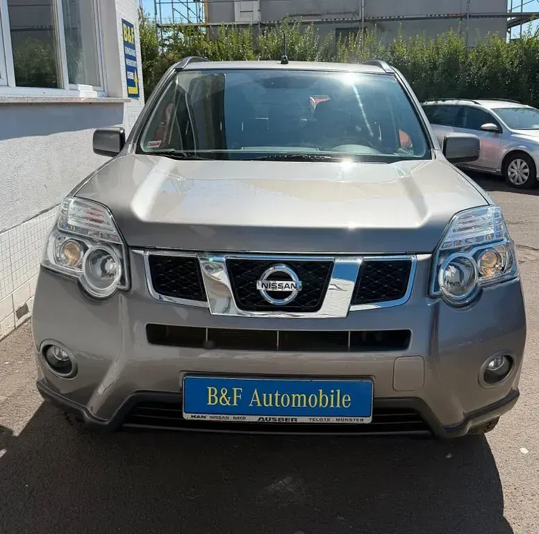 Gebraucht Nissan X-Trail SE 150 PS (110 kW) 2014 Grau SUV