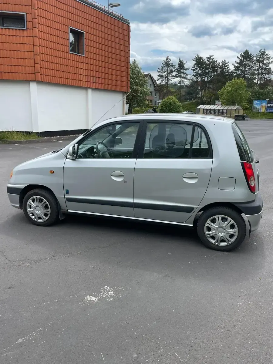 Gebraucht Hyundai Atos 59 PS (43 kW) 2003 Grau Kleinwagen