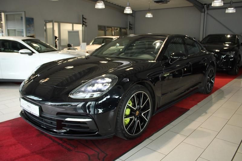 Gebraucht Porsche Panamera 462 PS (339 kW) 2019 Tiefschwarz Kombi