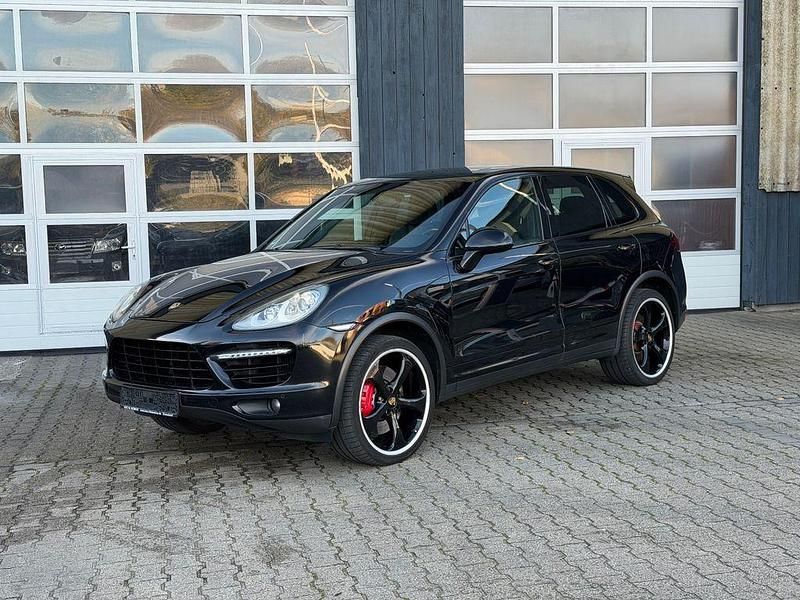 Schwarz Gebraucht 2011 Porsche Cayenne Turbo SUV | 13.000 € - Bild 1/4