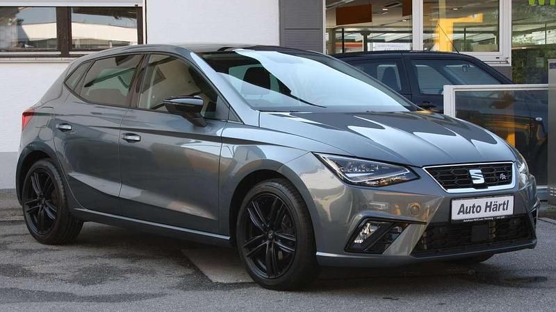 Pirineos grey Gebraucht 2018 Seat Ibiza FR Kleinwagen | 14.480 € (Fairer Preis) - Bild 1/4