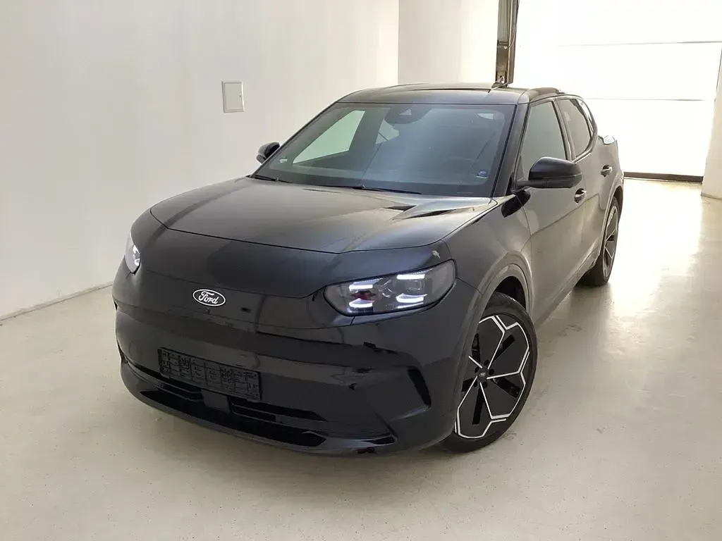 Używany Ford Capri Premium 250 kW (340 KM) 2025 Czarny SUV