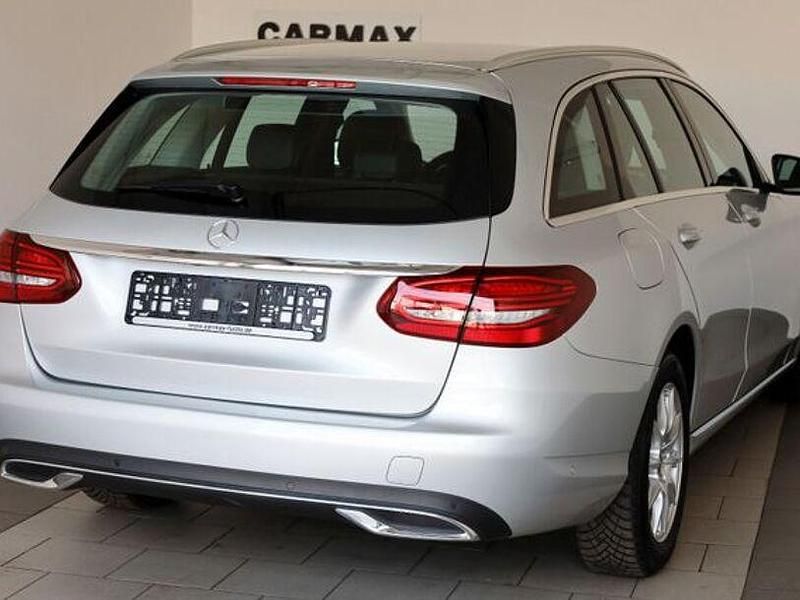 Second-hand Mercedes C200 150 CP (110 kW) 2019 Argintiu Break