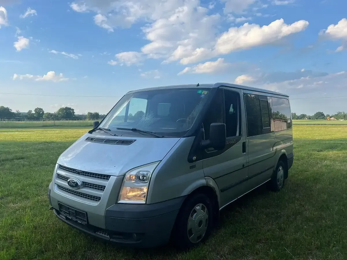 Gebraucht Ford Transit Nugget 140 PS (102 kW) 2012 Silber Van / Kleinbus