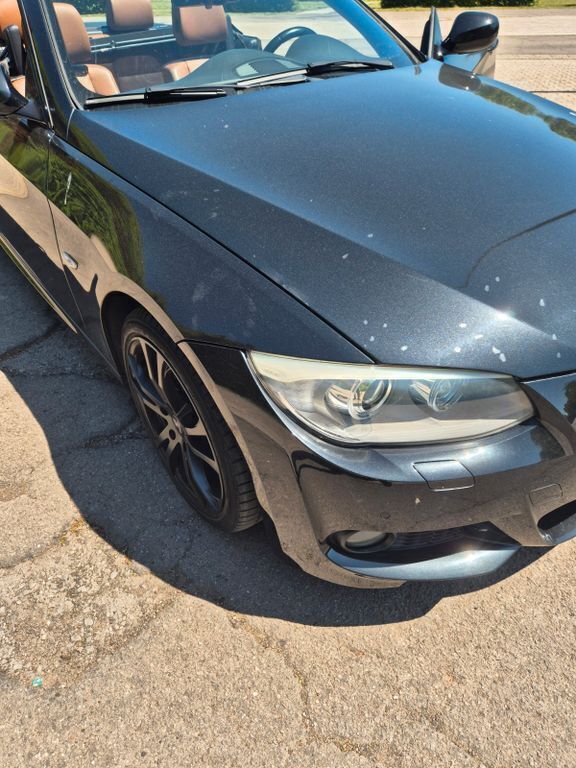 Schwarz Gebraucht 2011 BMW 320 Cabriolet M Sport Cabrio | 12.000 € (Superpreis) - Bild 1/4
