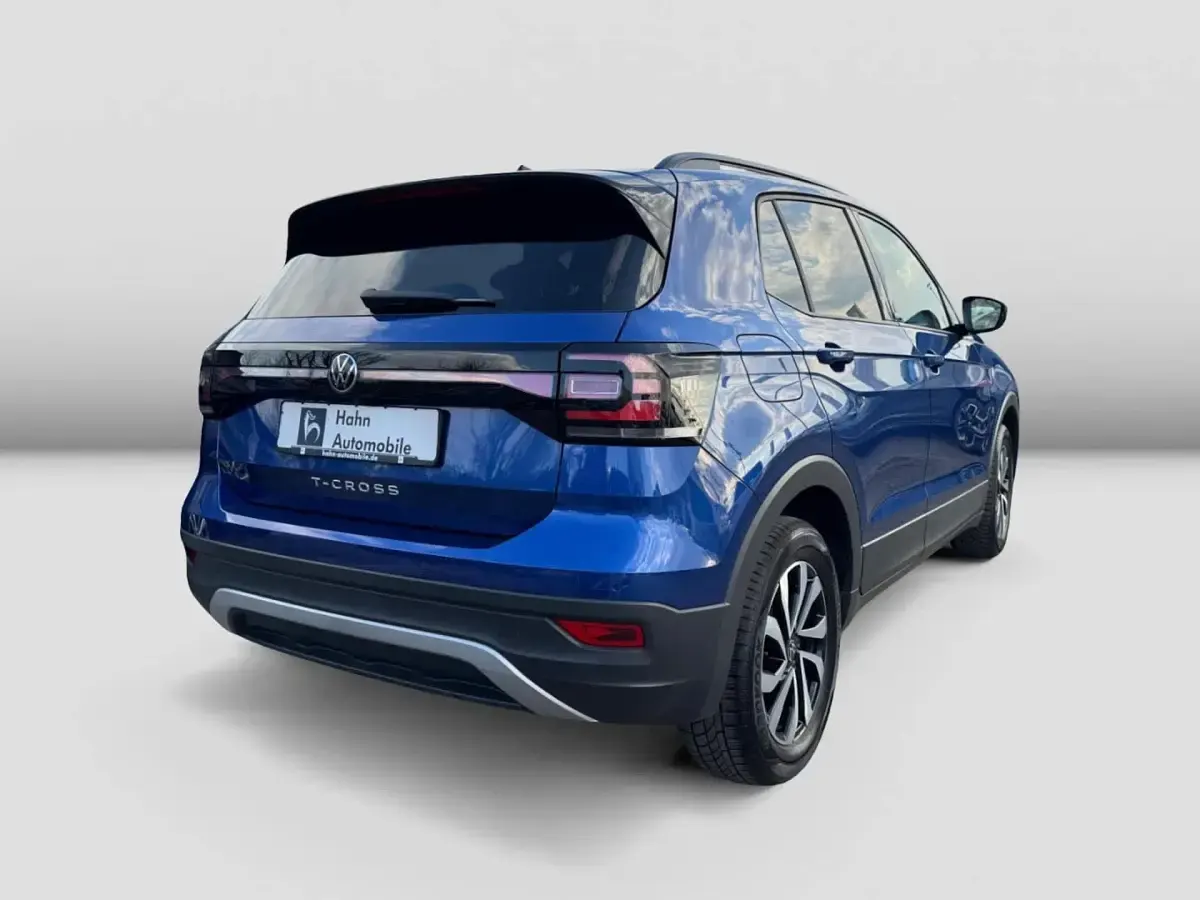 Gebraucht VW T-Cross Active 150 PS (110 kW) 2023 Reef blue metallic SUV