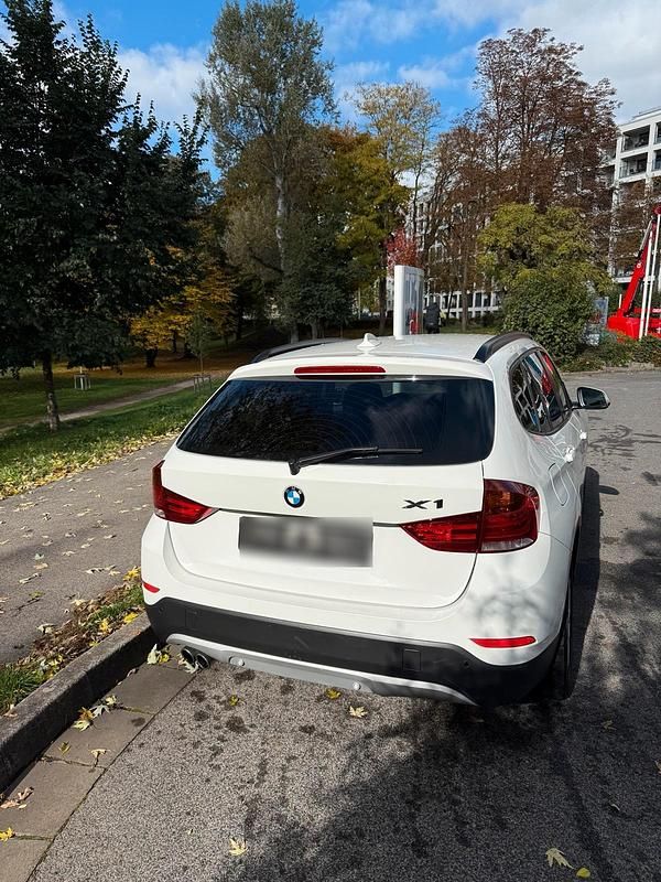 Gebraucht BMW X1 184 PS (135 kW) 2014 Weiß SUV