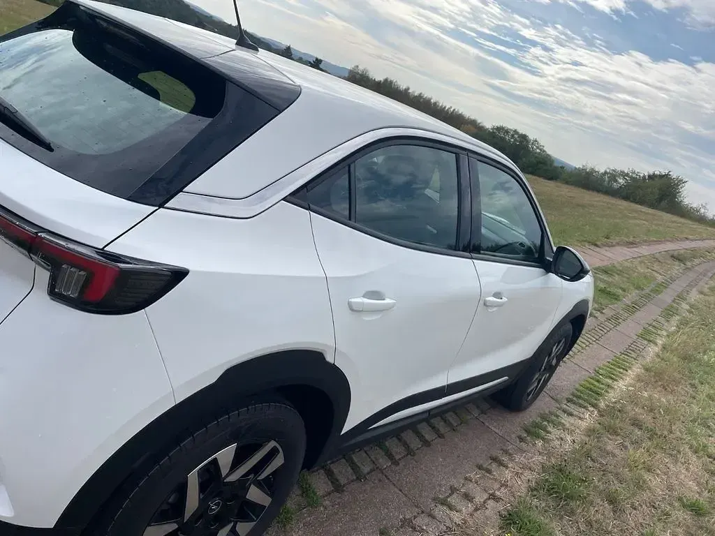 Gebraucht Opel Mokka Elegance 101 PS (74 kW) 2024 Weiß SUV