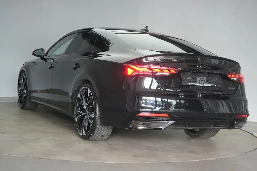 Gebraucht Audi A5 S-Line 204 PS (150 kW) 2024 Schwarz Limousine