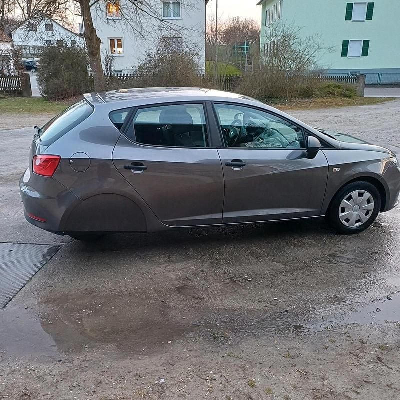 Second-hand Seat Ibiza 20 CP (14 kW) 2015 Gri Hatchback