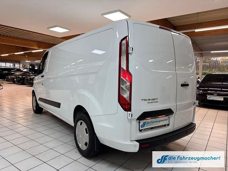 Gebraucht Ford Transit Custom Trend 131 PS (96 kW) 2023 Frostweiß Van / Kleinbus