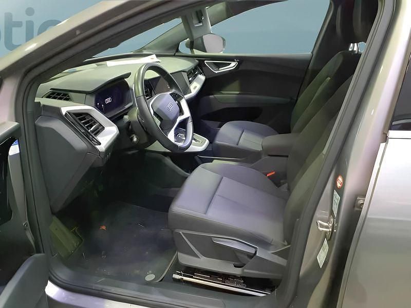 Gebraucht Audi Q4 e-tron S-Line 150 kW (204 PS) 2023 Grau SUV