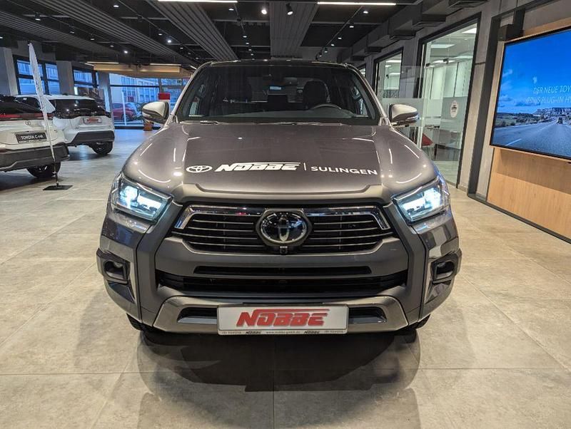 Neu Toyota HiLux 204 PS (150 kW) 2025 Grau Abholung