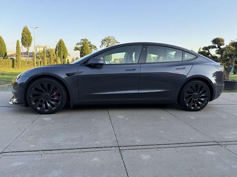 Gebraucht Tesla Model 3 377 kW (513 PS) 2022 Limousine