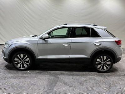 Gebraucht VW T-Roc Move 150 PS (110 kW) 2024 Silber, SUV