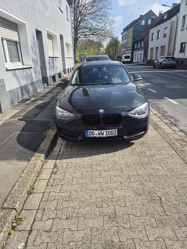 Używany BMW 116 116 KM (85 kW) 2011 Czarny Hatchback