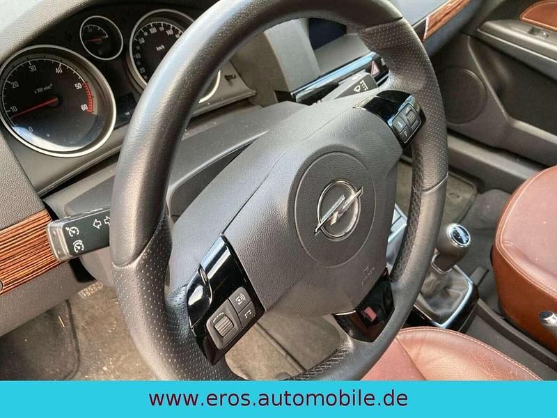 Gebraucht Opel Astra Cabriolet Cosmo 150 PS (110 kW) 2007 Grau metallic Cabrio