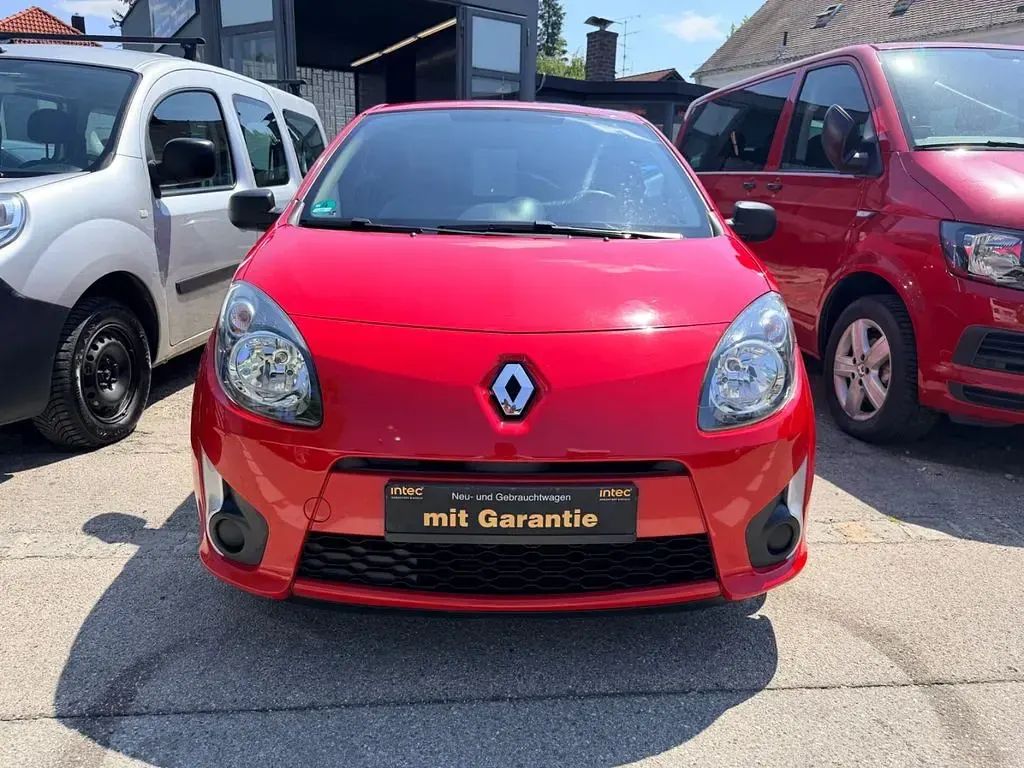 Gebraucht Renault Twingo Authentique 75 PS (55 kW) 2011 Rot Kleinwagen