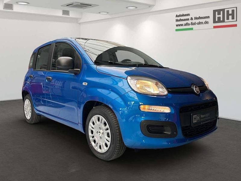 Neu Fiat Panda Icon 69 PS (50 kW) 2026 Italiablau, dach schwarz Kleinwagen