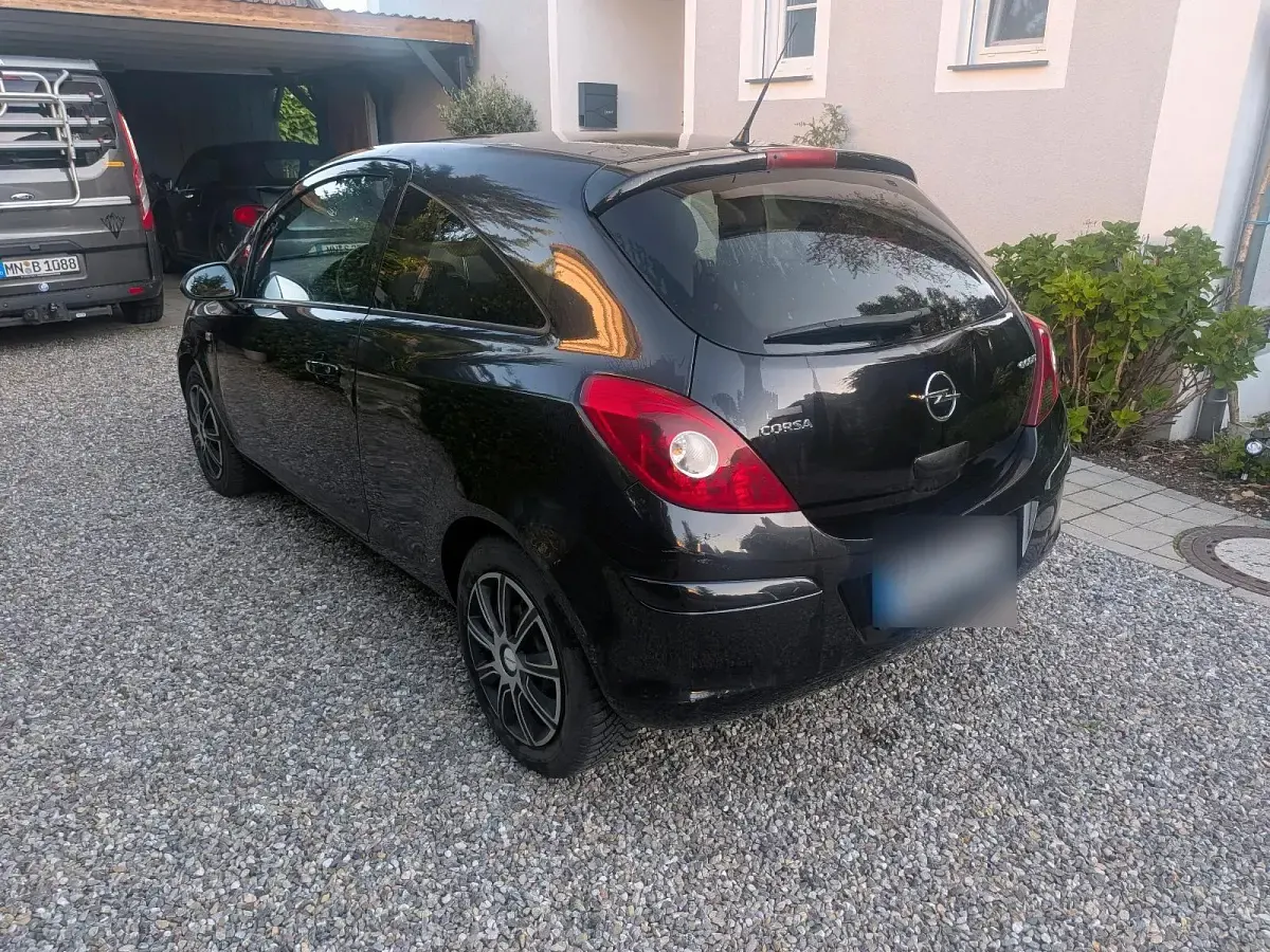Gebraucht Opel Corsa 69 PS (50 kW) 2010 Schwarz Kleinwagen