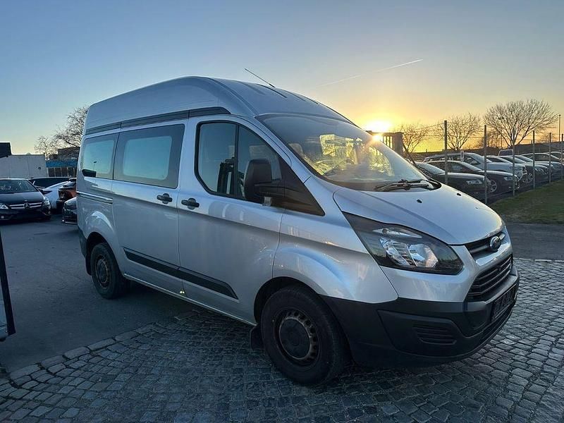 Gebraucht Ford Transit Custom 101 PS (74 kW) 2016 Silber Kombi