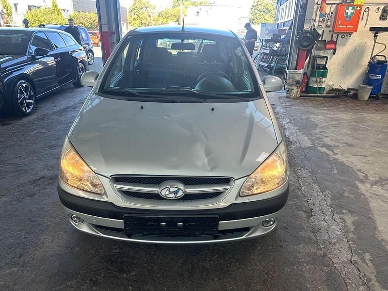 Silber Gebraucht 2007 Hyundai Getz Kleinwagen | 899 € (Guter Preis) - Bild 1/4