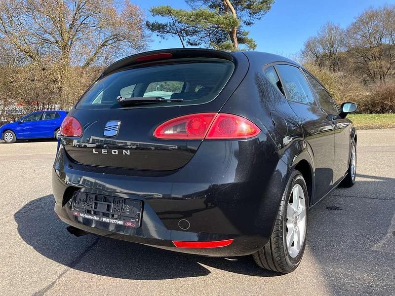Gebraucht Seat Leon Stylance 160 PS (117 kW) 2009 Black magic perleffekt Kleinwagen