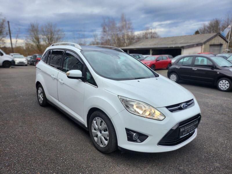 Weiß Gebraucht 2014 Ford Grand C-Max Titanium Van / Kleinbus | 9.950 € (Teuer) - Bild 1/4