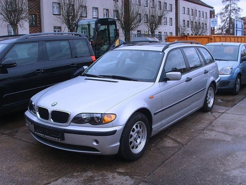 Gebraucht BMW 316 116 PS (85 kW) 2005 Silber Kombi