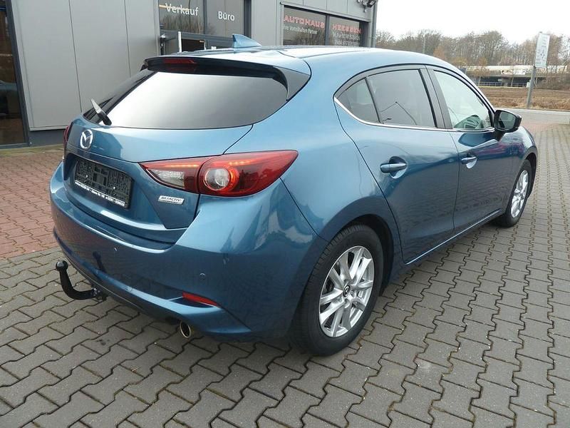 Gebraucht Mazda 3 Exclusive-Line 120 PS (88 kW) 2018 Blau Limousine