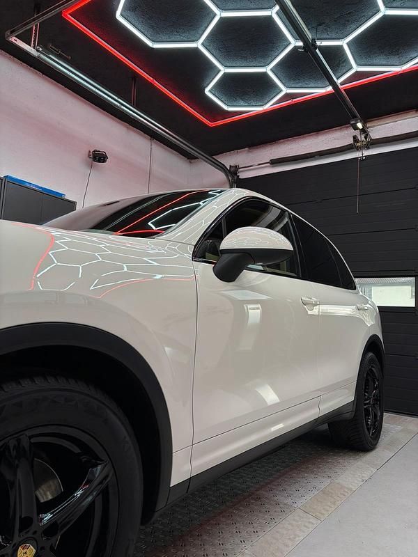 Gebraucht Porsche Cayenne 245 PS (180 kW) 2011 Weiß SUV