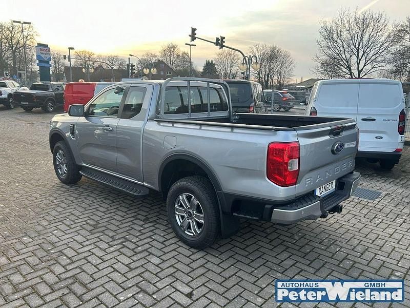 Neu Ford Ranger XLT 170 PS (125 kW) 2026 Silber Pickup
