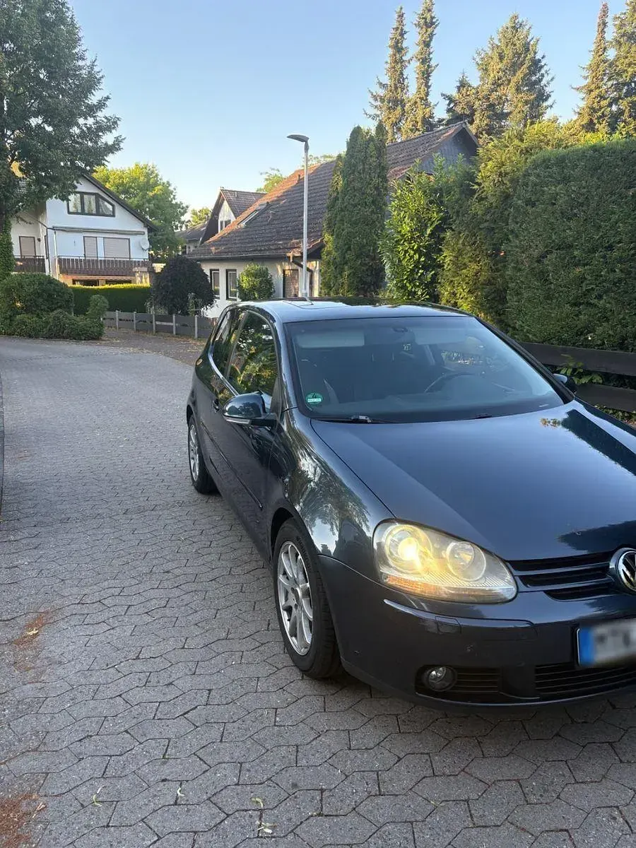 Gebraucht VW Golf VI United 80 PS (58 kW) 2008 Blau Kleinwagen