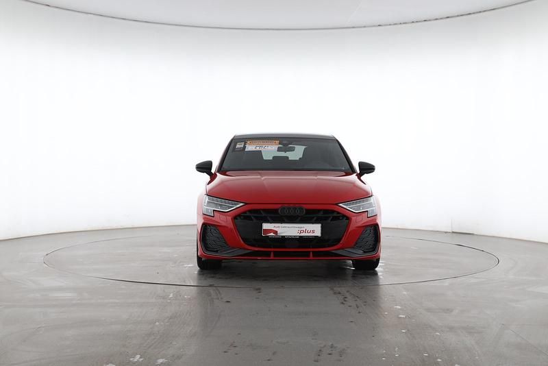 Gebraucht Audi A3 S-Line 150 PS (110 kW) 2024 Progressivrot Limousine