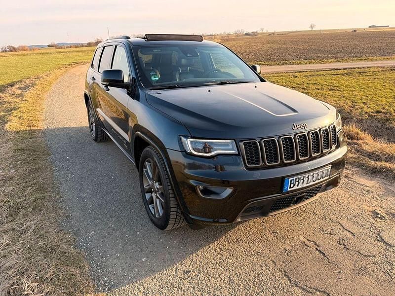 Gebraucht Jeep Grand Cherokee 250 PS (183 kW) 2016 Schwarz SUV