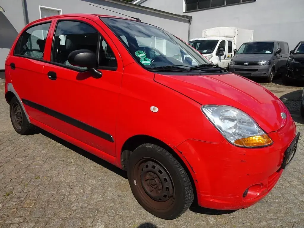 Gebraucht Chevrolet Matiz 52 PS (38 kW) 2009 Rot Kleinwagen