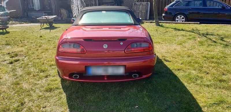 Gebraucht MG F 120 PS (88 kW) 1999 Rot Cabrio