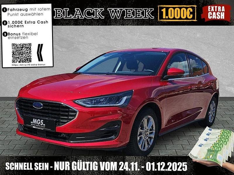 Fantastic red metallic Neu 2025 Ford Focus Titanium Limousine | 26.690 € (Superpreis) - Bild 1/4