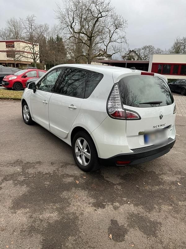 Gebraucht Renault Scénic III 110 PS (80 kW) 2012 Weiß Van / Kleinbus
