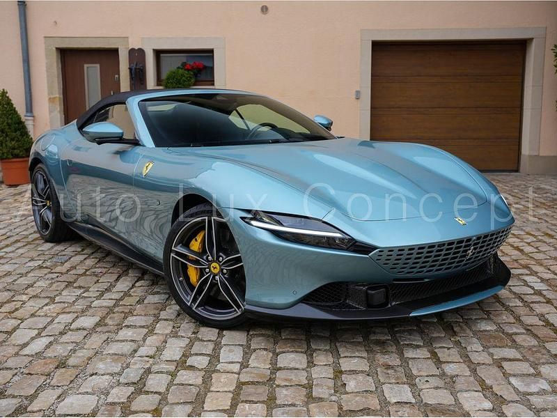 Neu Ferrari Roma 620 PS (456 kW) 2025 Blau Coupé