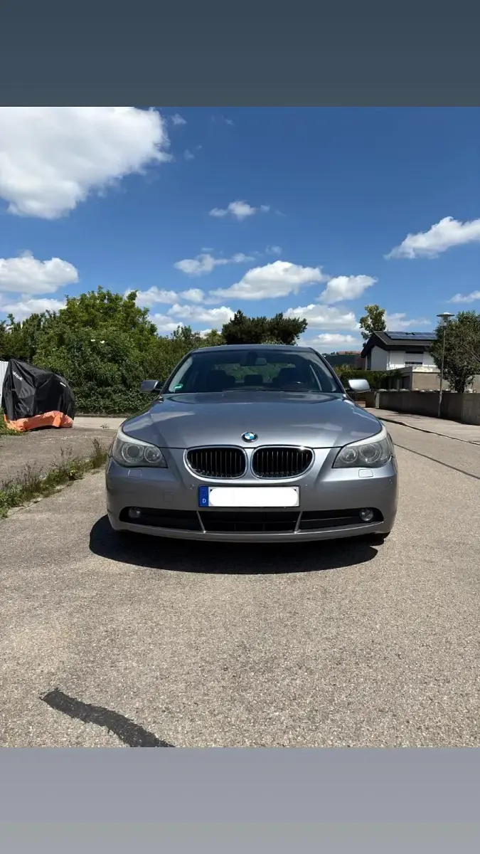 Gebraucht BMW 520 170 PS (125 kW) 2003 Grau Limousine