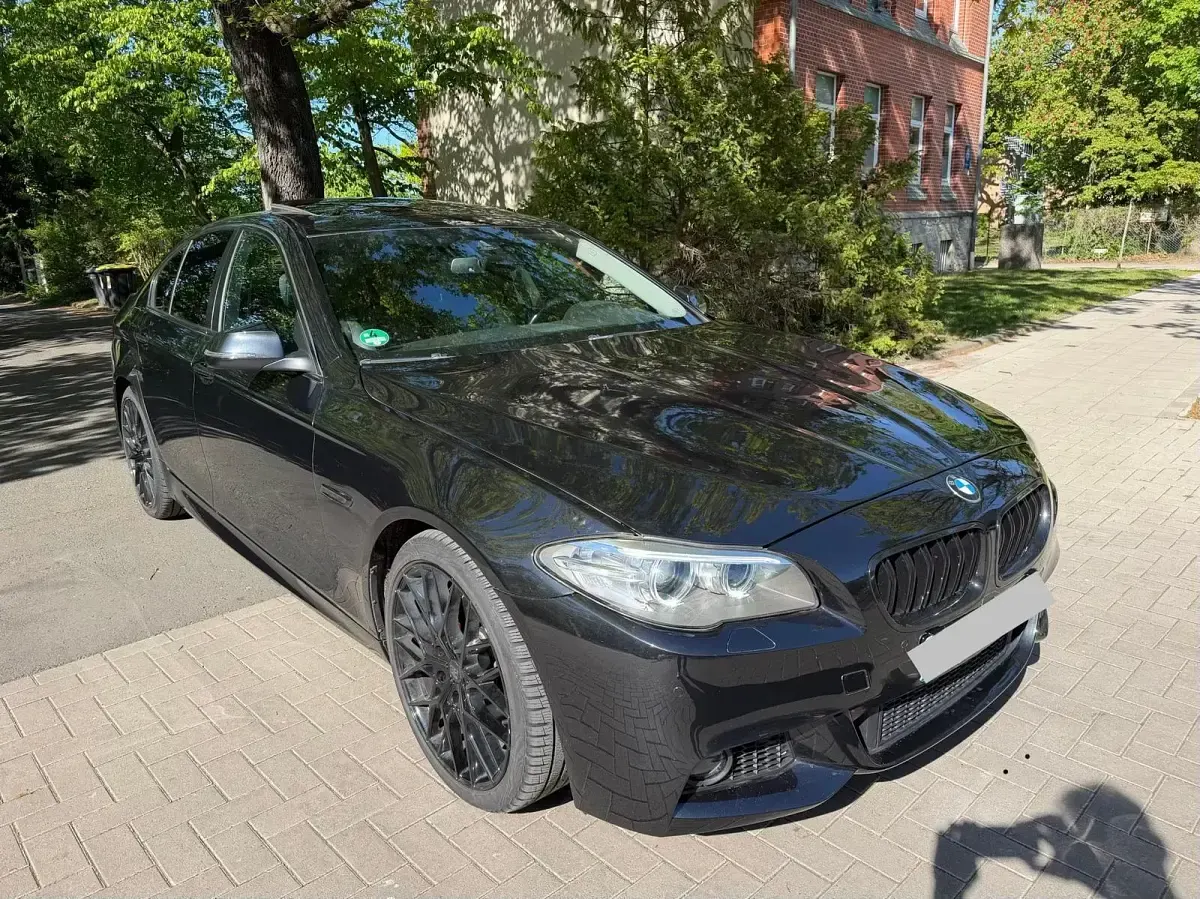 Gebraucht BMW 530 258 PS (189 kW) 2016 Schwarz Limousine