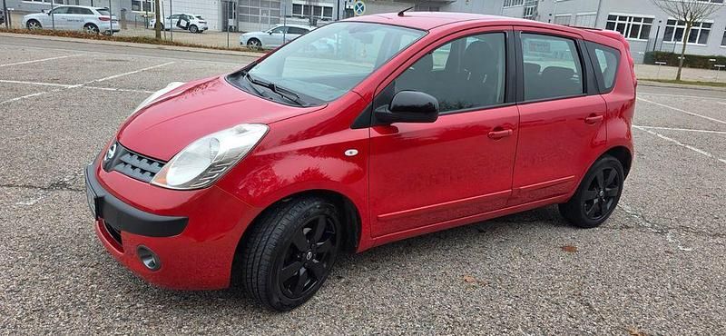 Rot Gebraucht 2007 Nissan Note Van / Kleinbus | 2.800 € (Fairer Preis) - Bild 1/4