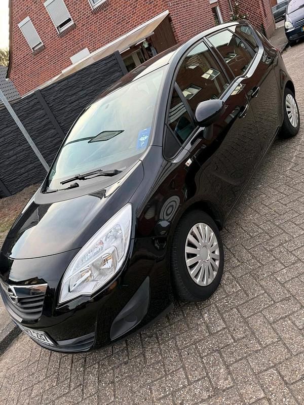 Schwarz Gebraucht 2011 Opel Meriva Van / Kleinbus | 2.799 € (Superpreis) - Bild 1/4