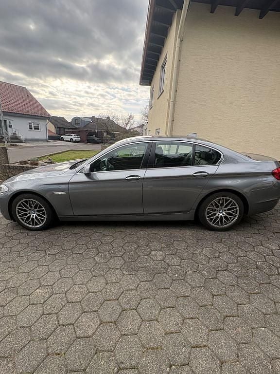 Second-hand BMW 535 306 CP (225 kW) 2012 Gri Berlinǎ