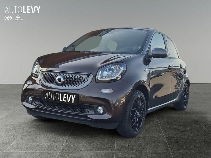 Gebraucht Smart ForFour 90 PS (66 kW) 2019 Braun Kleinwagen