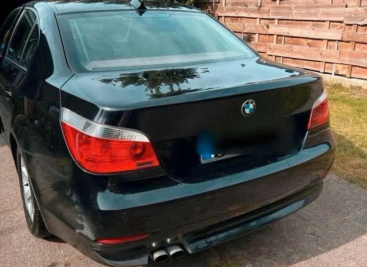 Gebraucht BMW 525 192 PS (141 kW) 2004 Schwarz Limousine