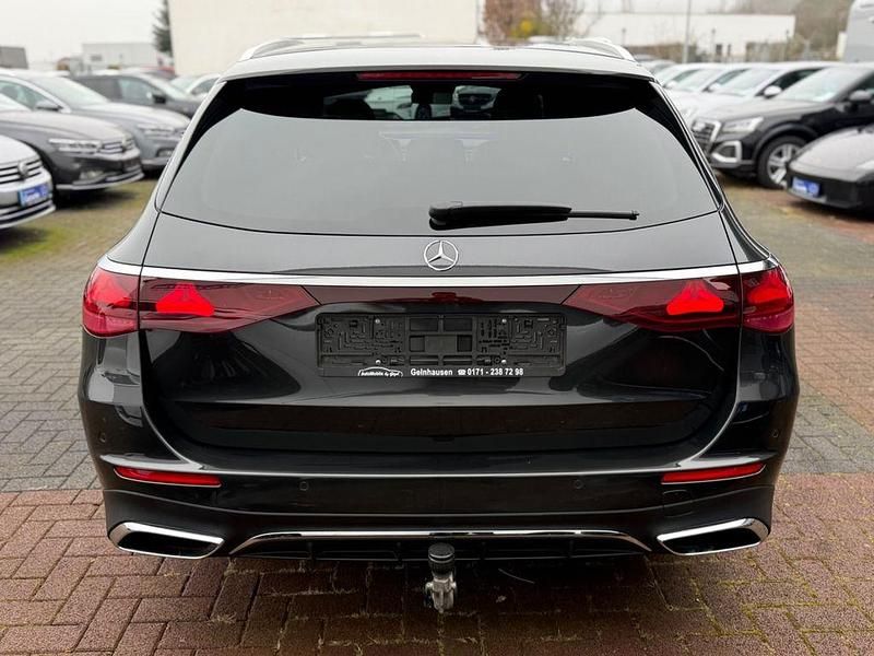 Gebraucht Mercedes E300 AMG Line Premium 197 PS (144 kW) 2024 Grau Limousine