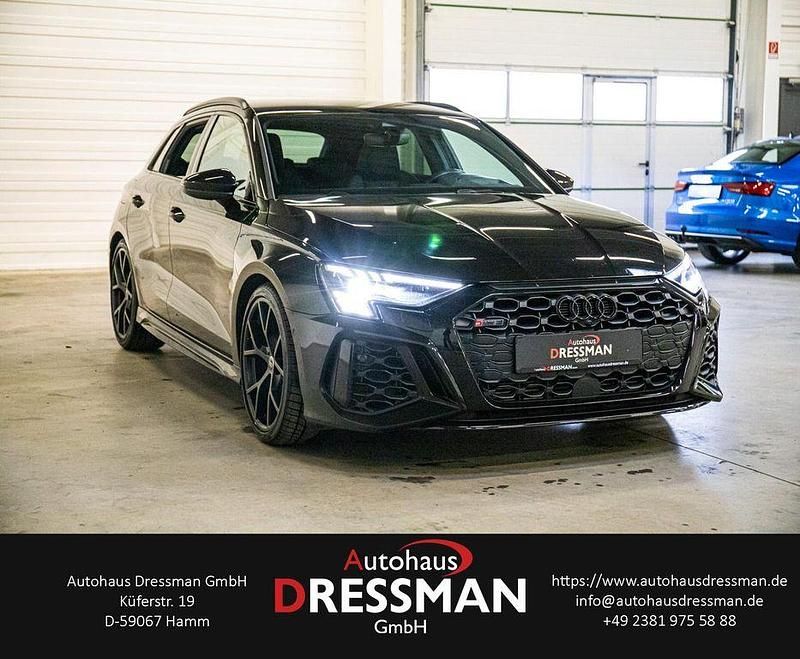Gebraucht Audi RS3 Sport 400 PS (294 kW) 2022 Mythosschwarz metallic Limousine